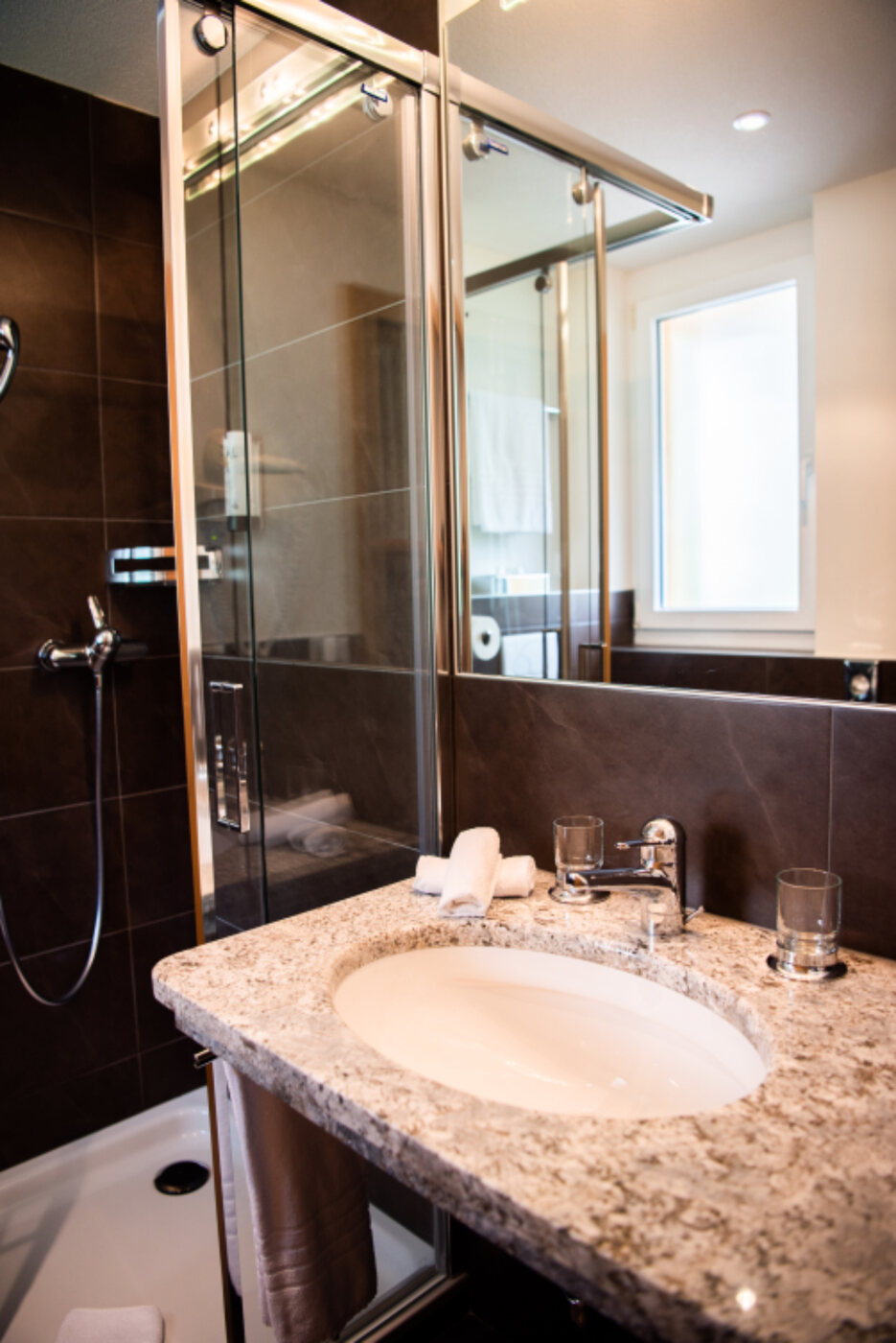 Sample photo: Bathroom & shower